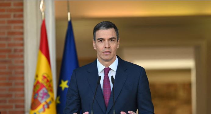 Kryeministri spanjoll kërkon falje për skandalin e korrupsionit